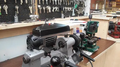 Kluczmix Awaryjne otwieranie samochodów Dorabianie kluczy